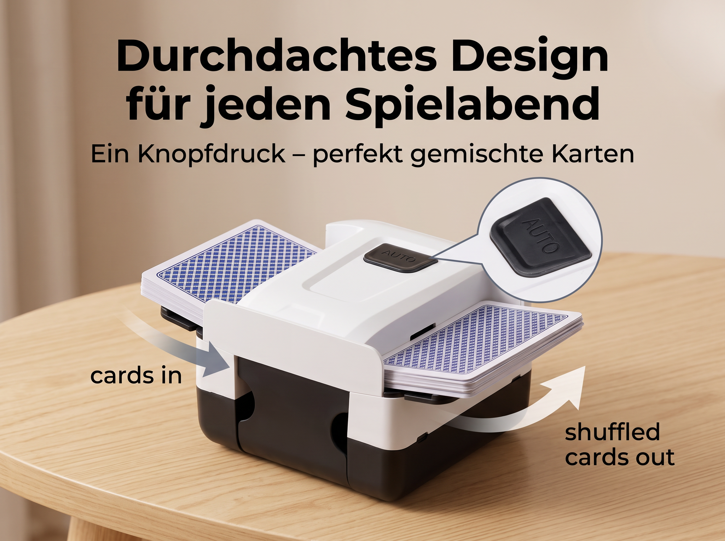 Ein weiß-schwarzer automatischer Kartens Mischler auf einem Holztisch mit Kartenstapeln.
