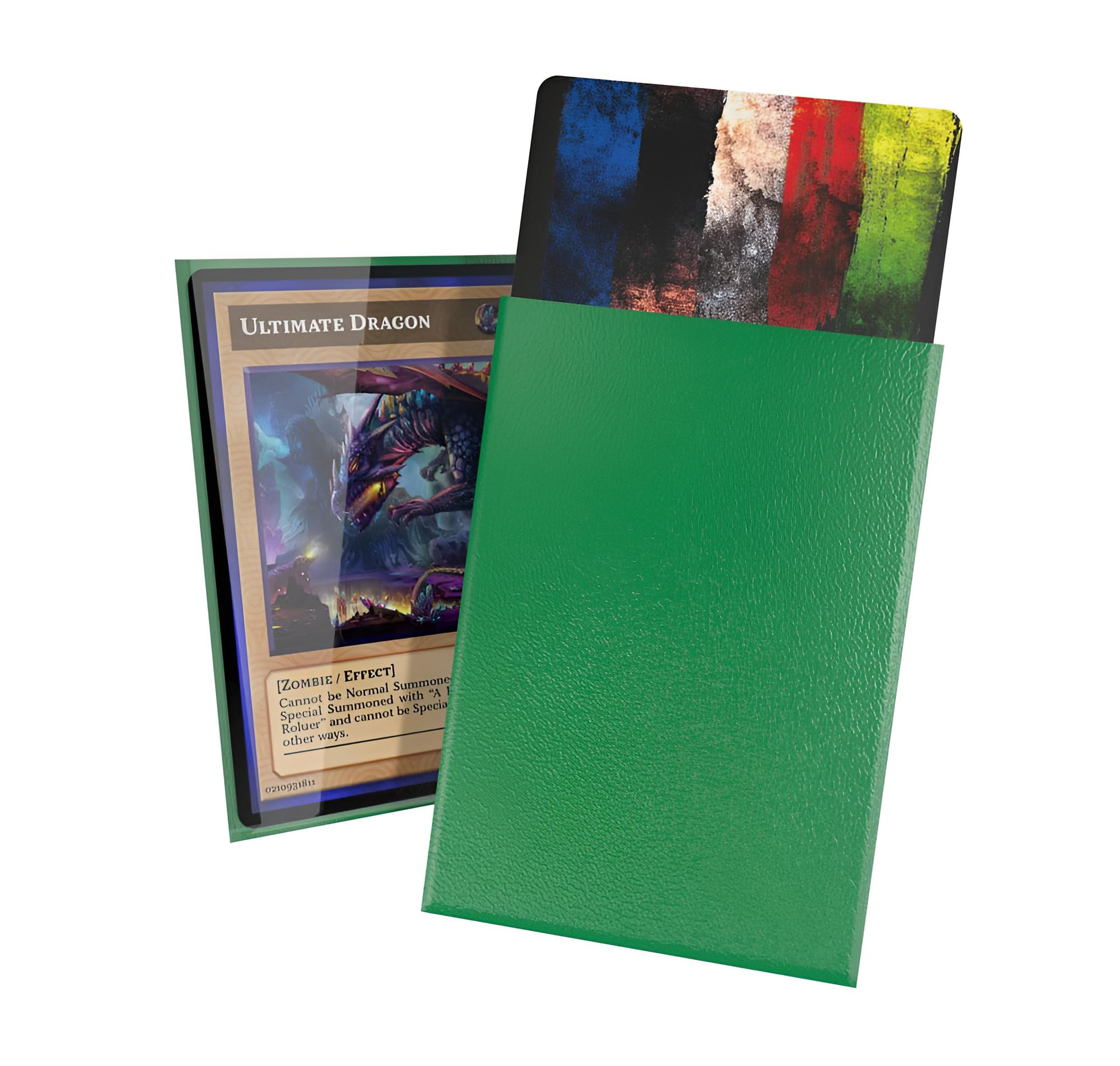 Protège-cartes verts contenant une carte à collectionner Ultimate Dragon et une carte à rayures.