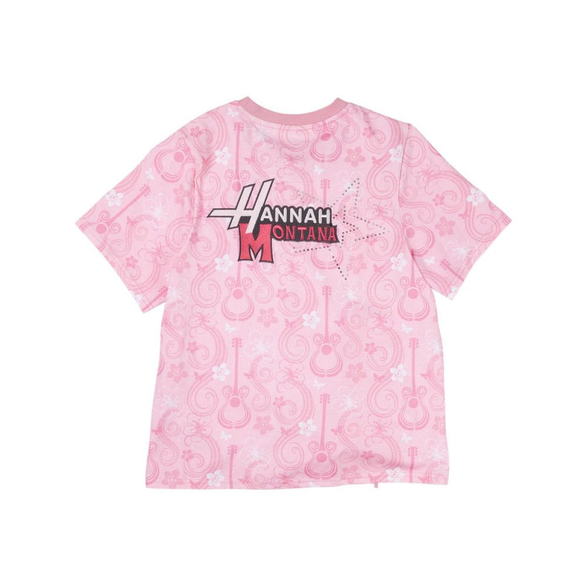 Una camiseta rosa con el logotipo de Hannah Montana y patrón de guitarra.