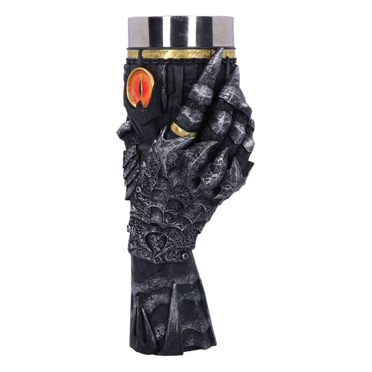 Ein detaillierter Becher mit Rüstungsdesign, rotem Auge von Sauron und goldenem Ring.