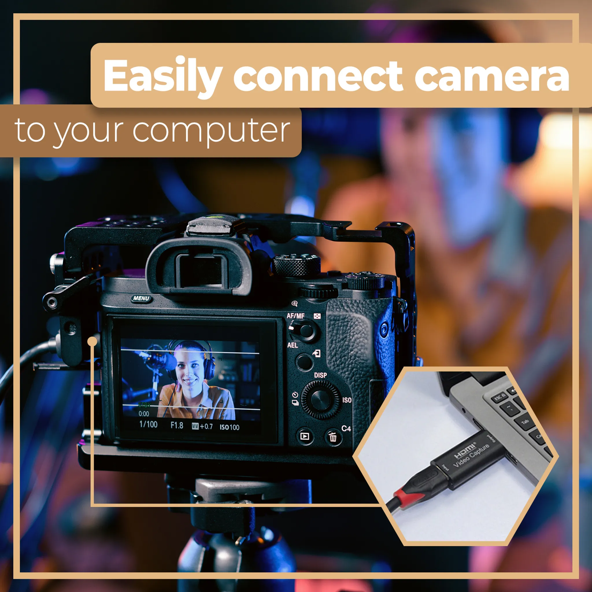 Kamera auf Stativ mit HDMI-Videoaufnahme, die an einen Laptop angeschlossen ist.