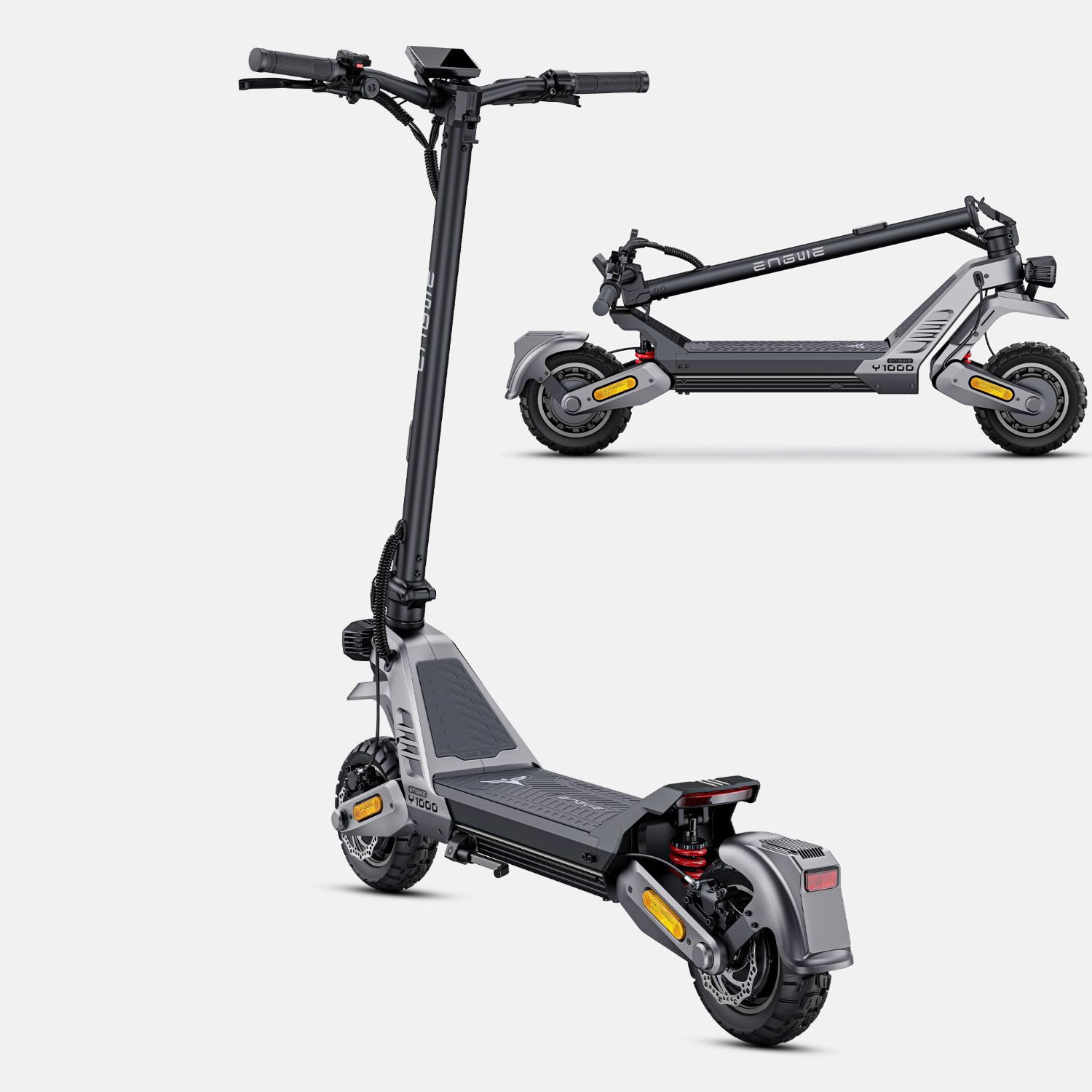 Un patinete eléctrico gris se encuentra en primer plano mientras que uno plegado se muestra al fondo.