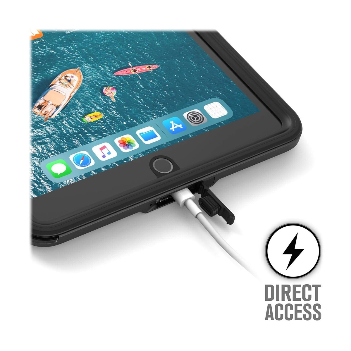 Ein Tablet in einer schwarzen Schutzhülle wird mit einem weißen Kabel aufgeladen, Text Direktzugriff mit Blitz.
