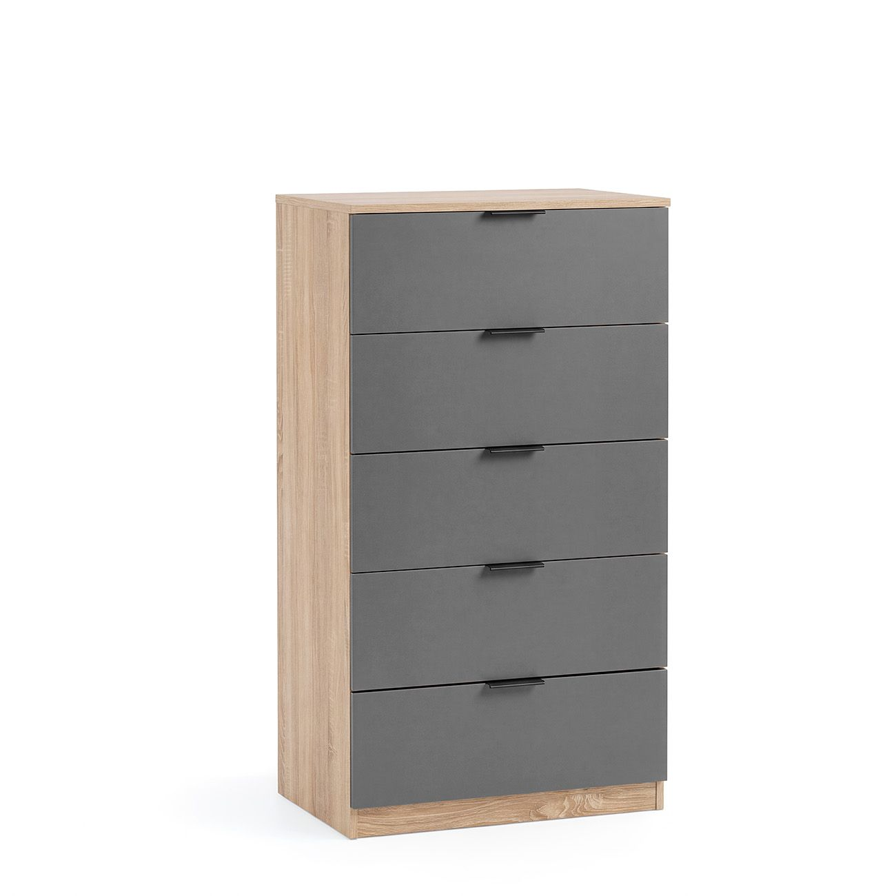 Una cómoda de madera alta con cinco cajones grises y tiradores negros delgados sobre fondo blanco.