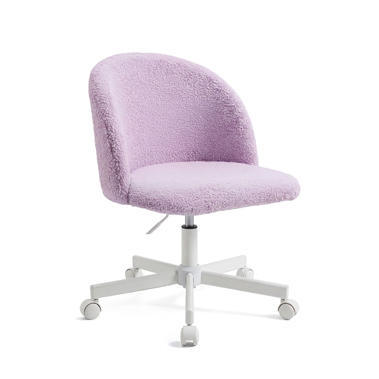 Una silla de escritorio morada de tela esponjosa con estructura blanca y ruedas sobre fondo blanco.