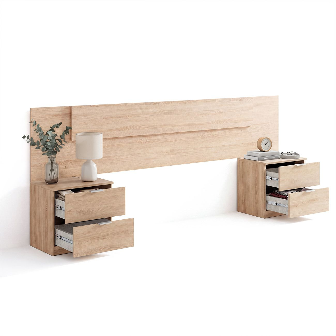Cabecero de madera con dos mesitas de noche, cajones abiertos, lámpara, planta y reloj.