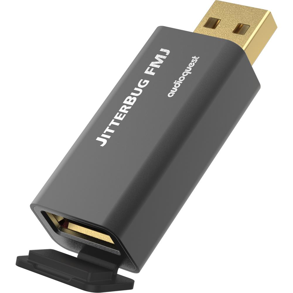 Açık bir kapağa ve altın kaplama konektörlere sahip bir AudioQuest JitterBug FMJ USB filtresi.