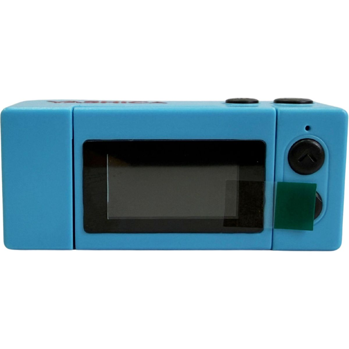 Blaue Kompaktkamera mit rechteckigem Display und schwarzen Tasten auf weißem Hintergrund.