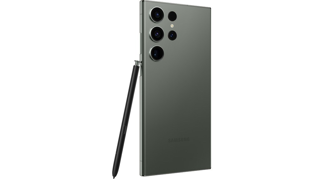 Arka kameraları ve beyaz arka planda S Pen kalemi olan yeşil Samsung akıllı telefon.