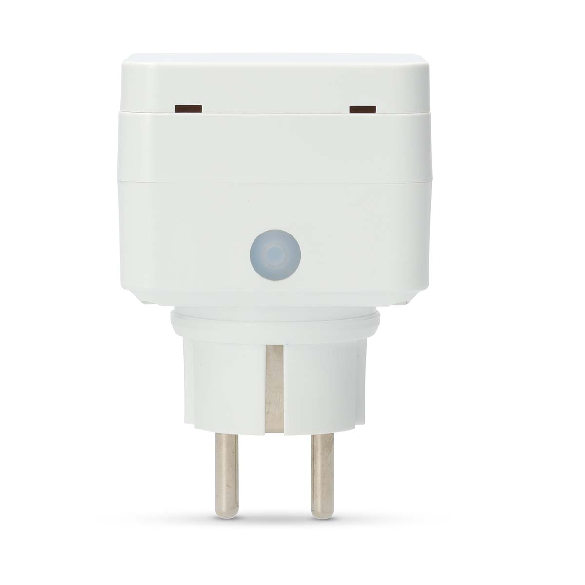 Ein weißer Smart-Plug-Adapter mit zwei Metallstiften und einem zentralen Knopf vor weißem Hintergrund.