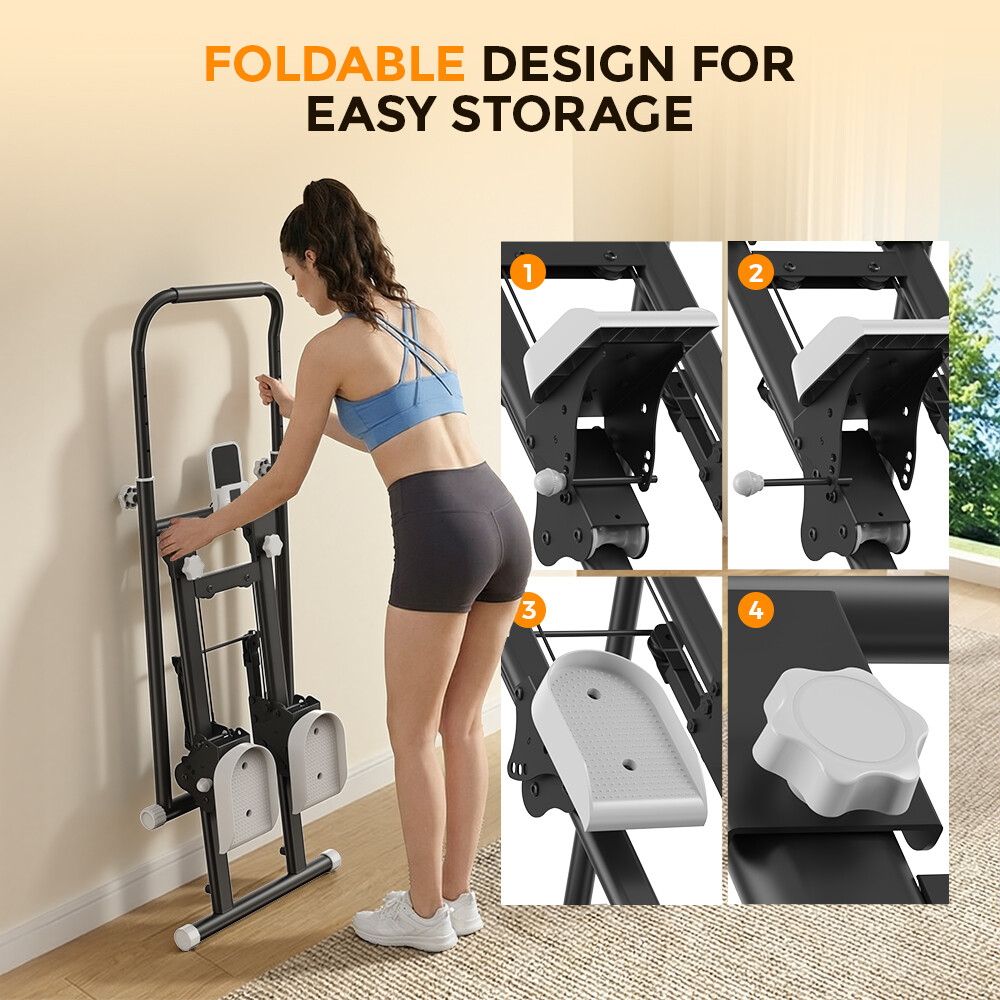 Una mujer con ropa deportiva guarda una máquina de ejercicio plegable contra una pared.