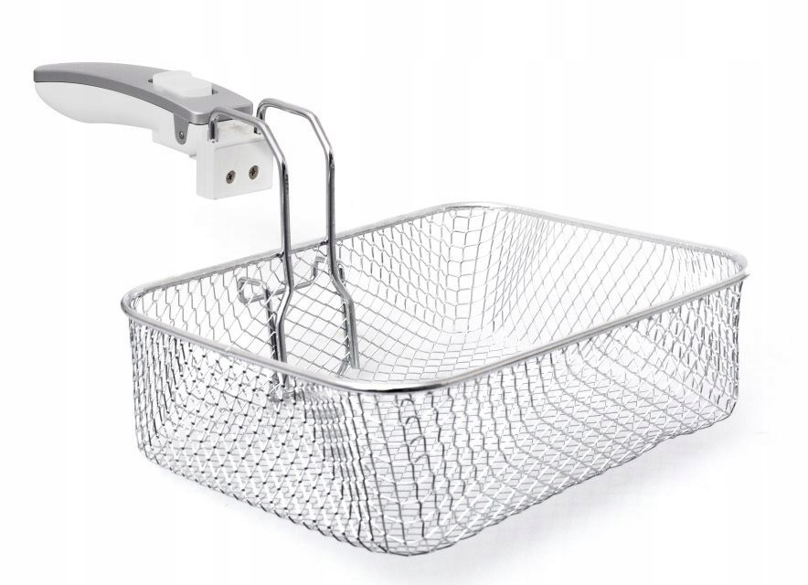 Un cestello per friggitrice in metallo argentato con manico grigio staccabile su sfondo bianco.