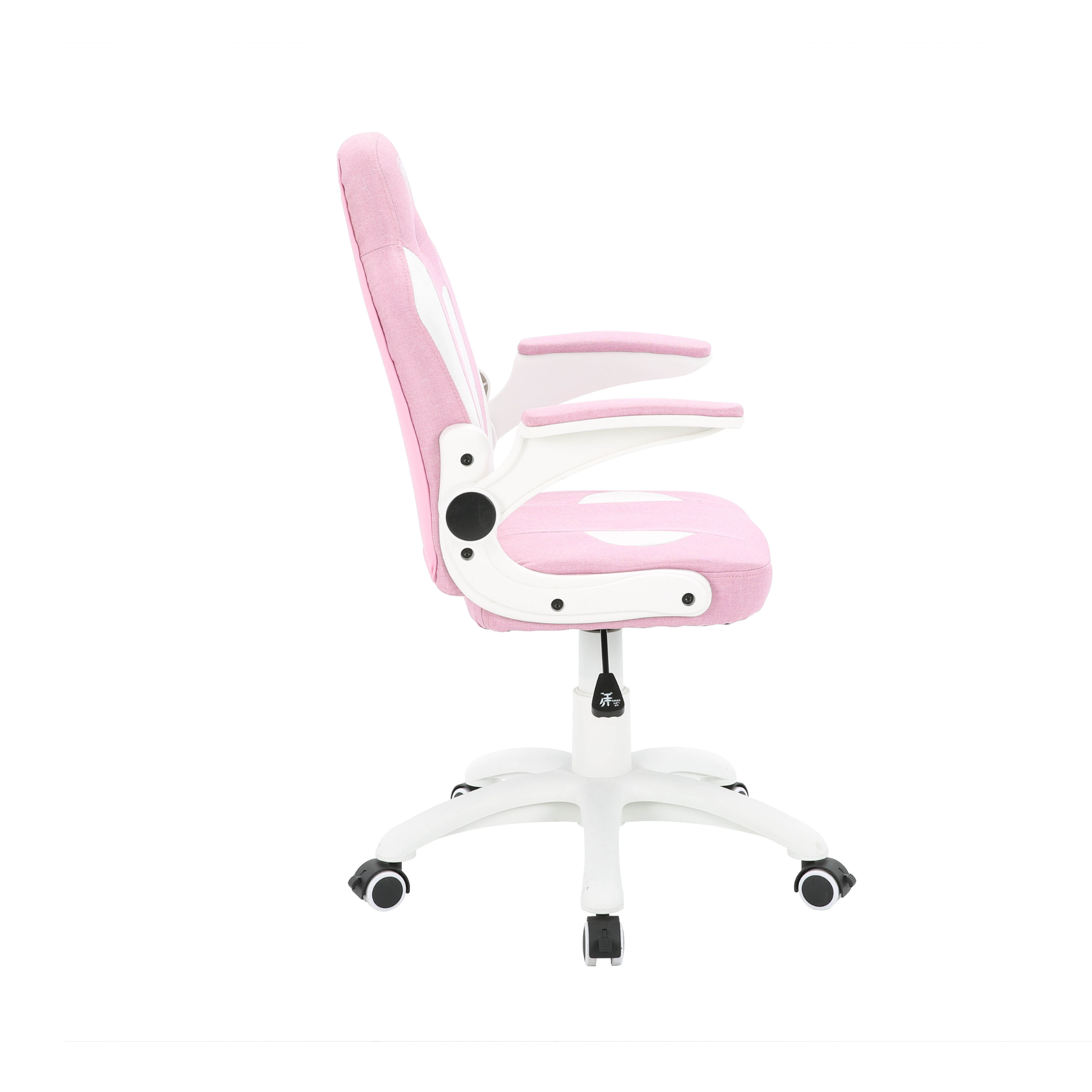 Różowo-białe ergonomiczne krzesło biurowe na kółkach na białym tle.