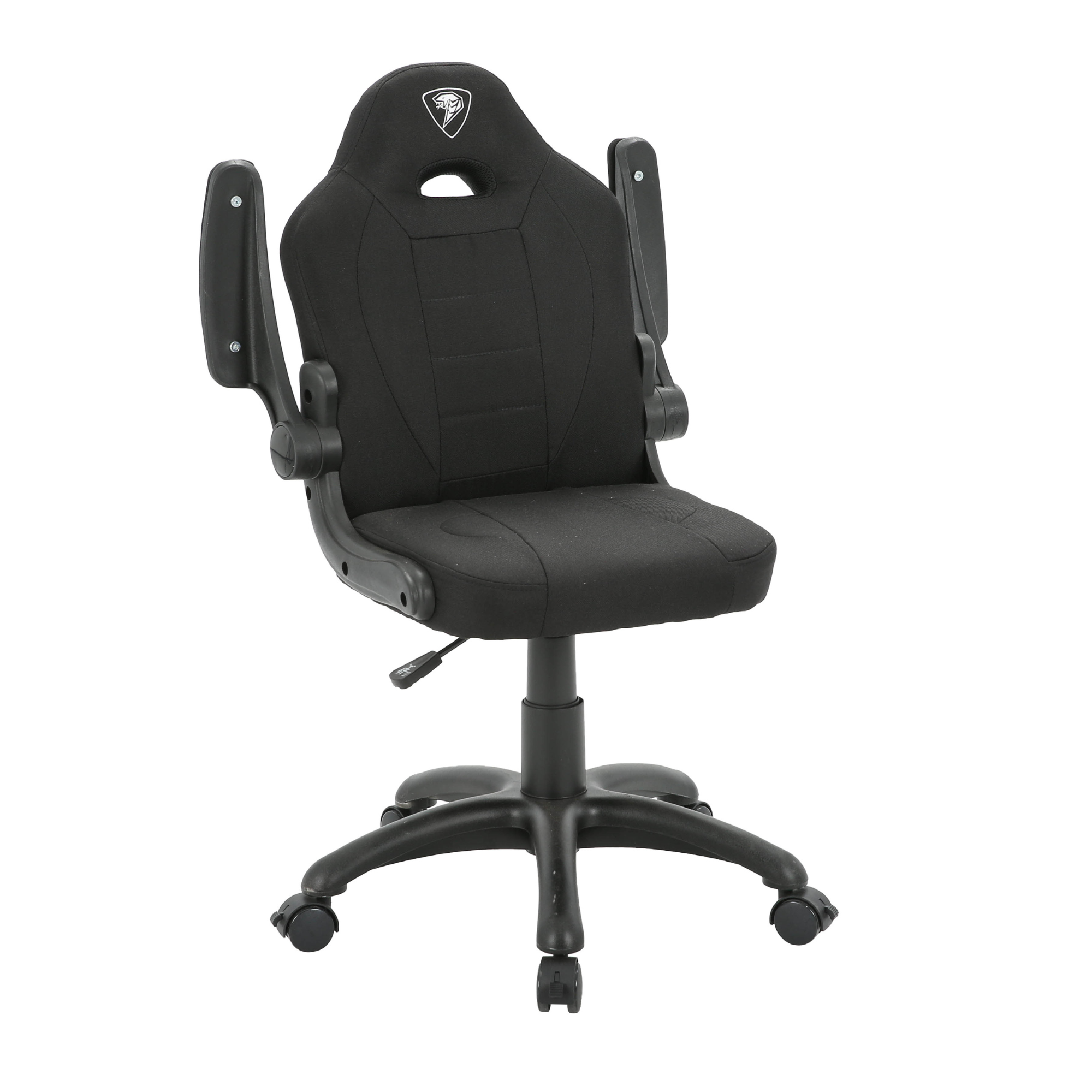 Czarny ergonomiczny fotel gamingowy z kółkami i regulowanymi podłokietnikami na białym tle.