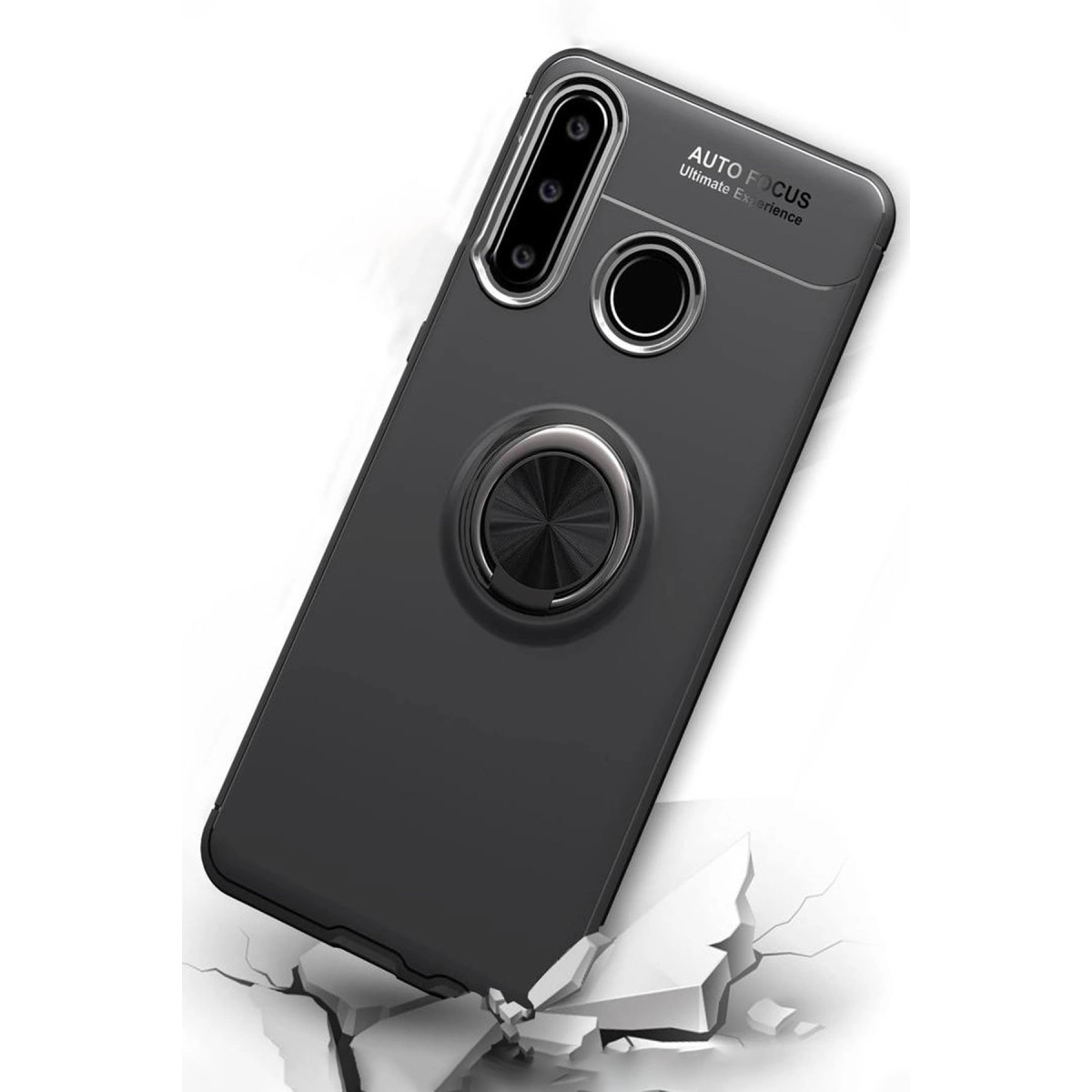 Üçlü kamera, parmak izi sensörü ve arkasında entegre metal halka olan siyah koruyucu telefon kılıfı.