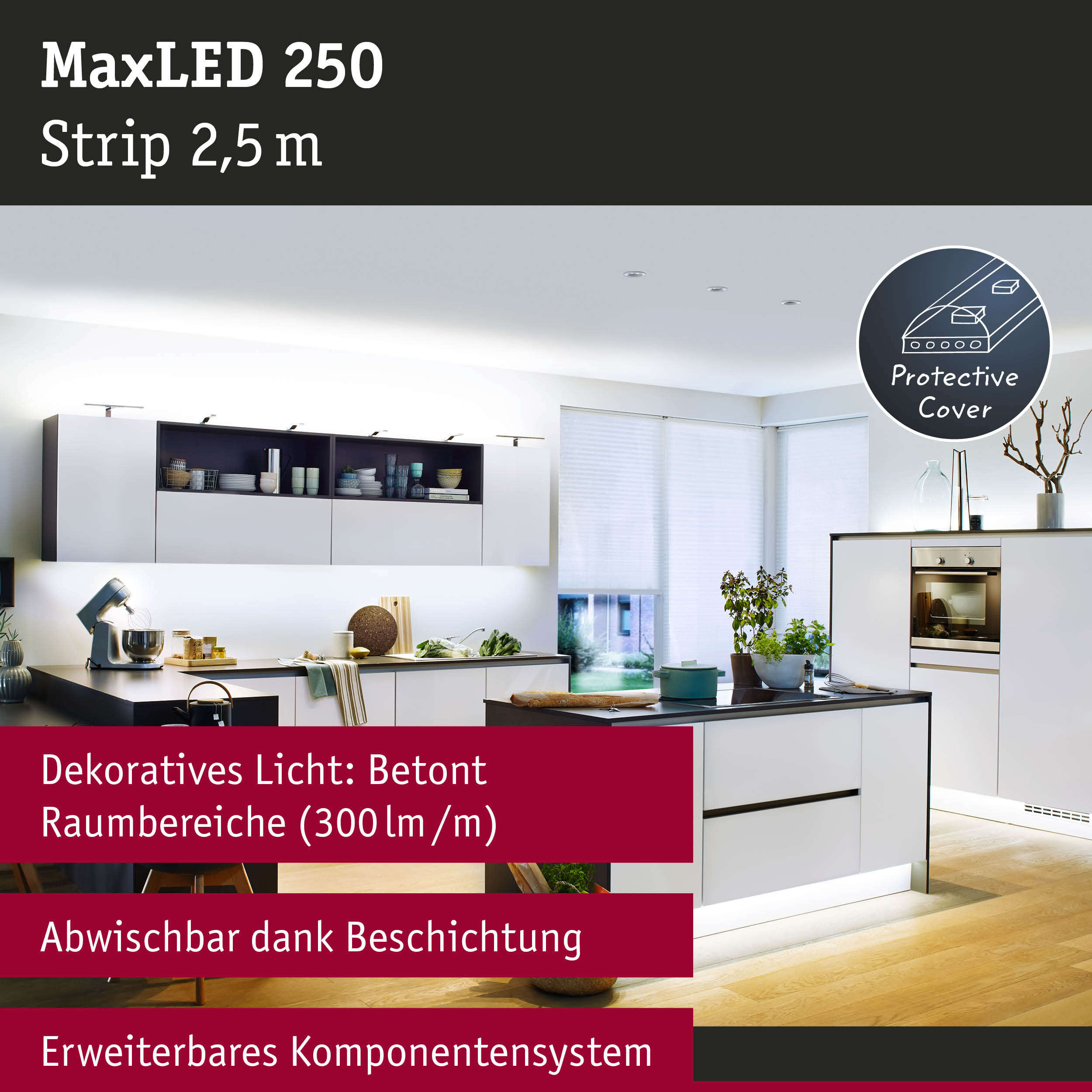 Moderne weiße Küche mit Unterbauleuchten, Arbeitsinsel und Holzfußboden.