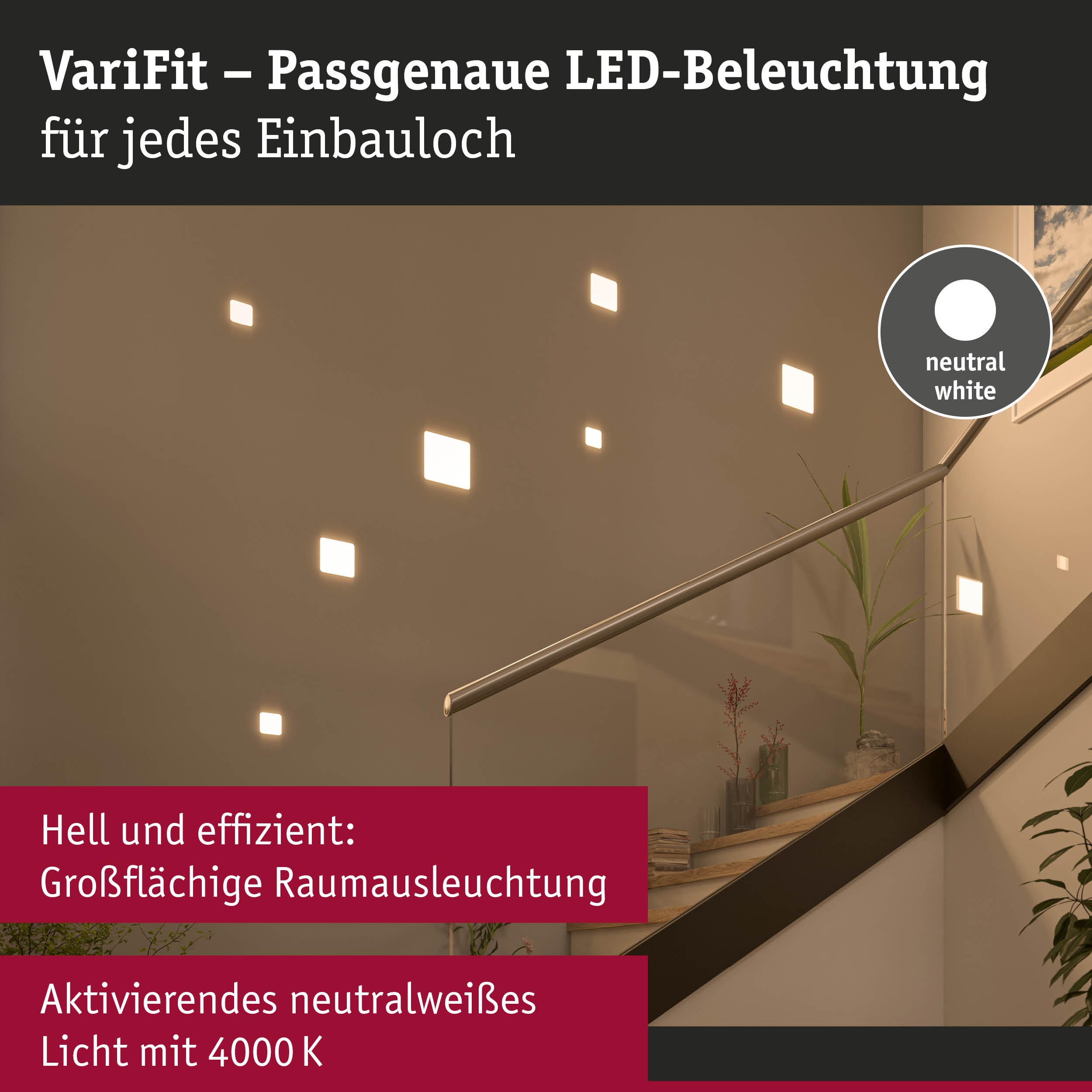 Moderne LED-Einbauleuchten an einer Zimmerdecke über einer Treppe mit Glasgeländer.