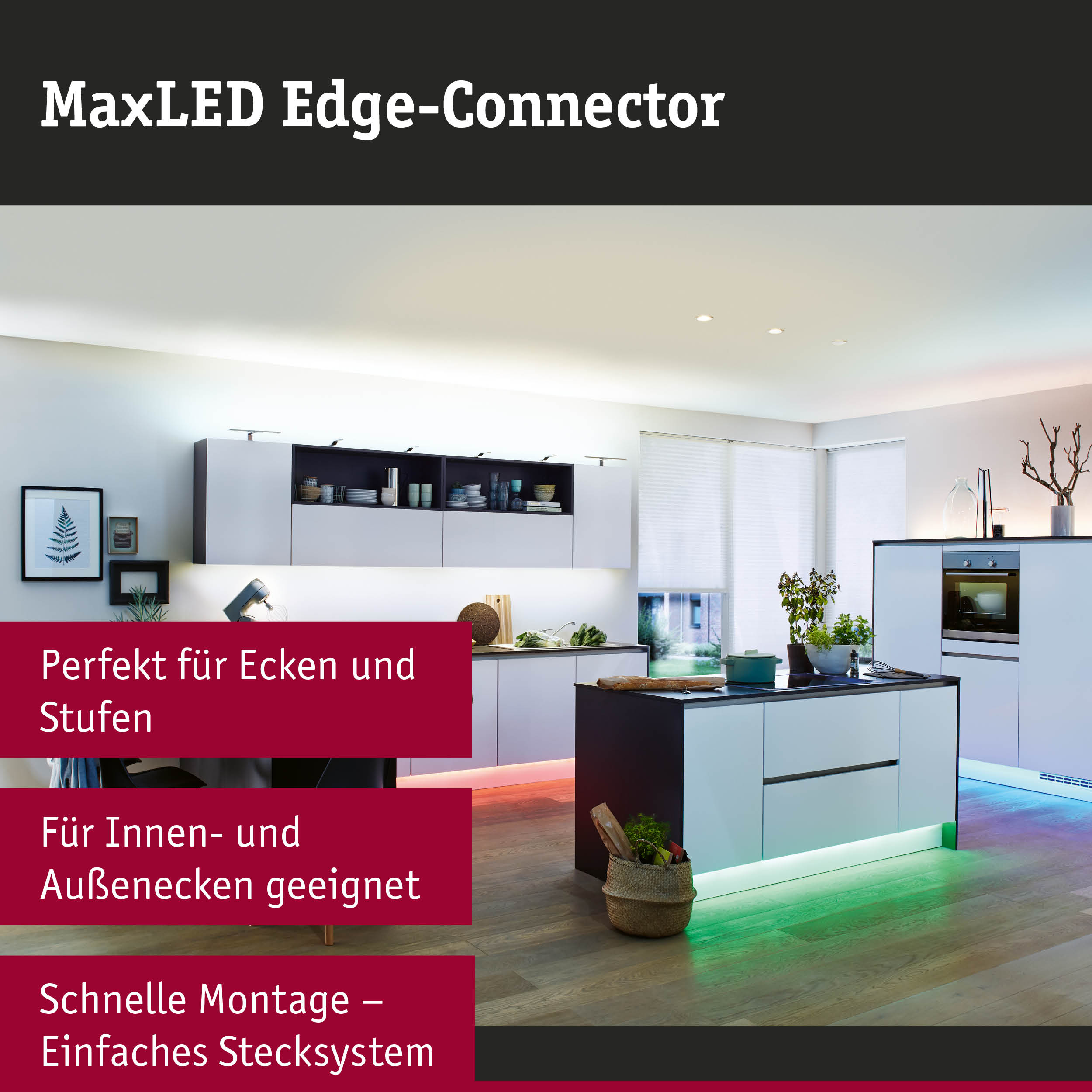 Moderne Küche mit MaxLED Randverbinder, hellem Licht unter Schränken und grüner Beleuchtung am Küchenblock.