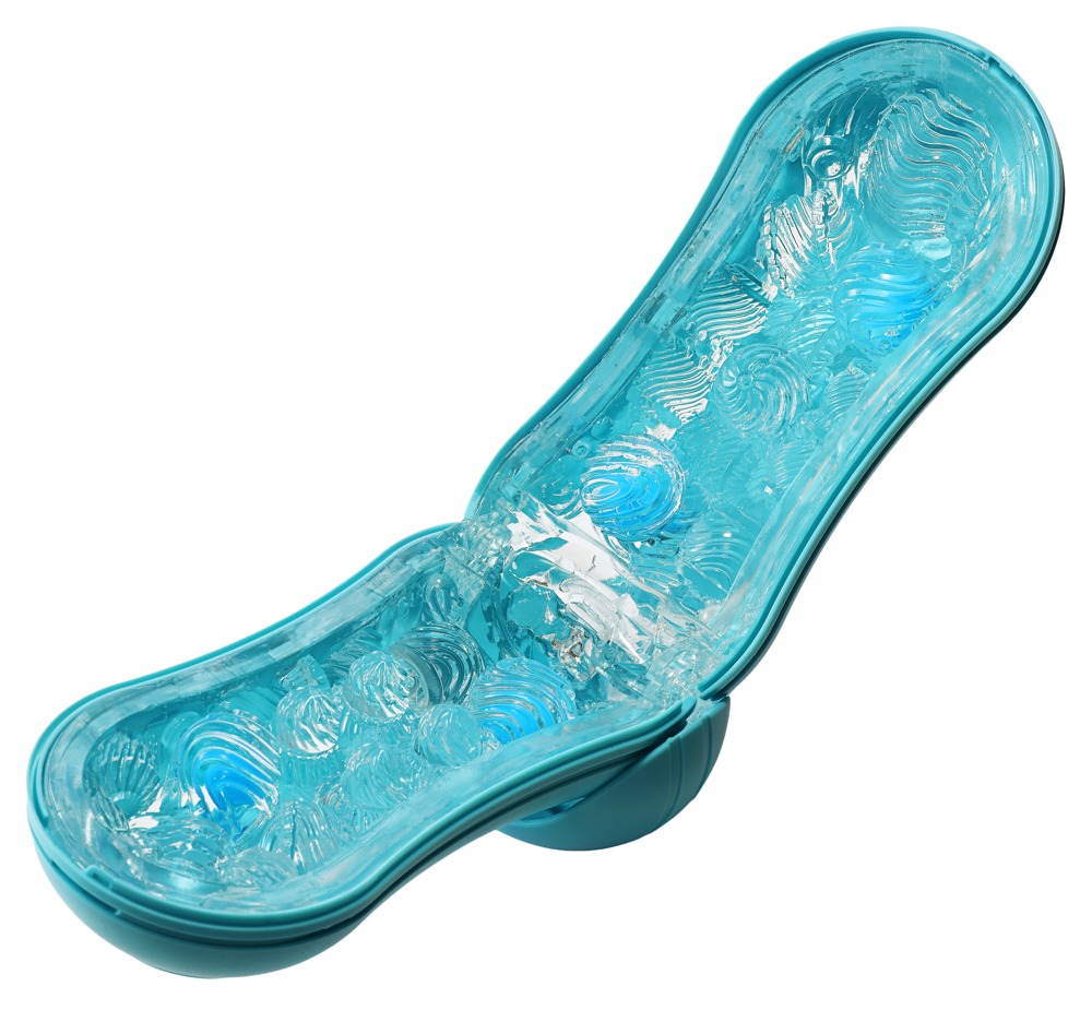 Ein offener, blauer Plastikbehälter zeigt eine strukturierte Innenseite mit spiralförmigen und kugelförmigen Erhebungen.