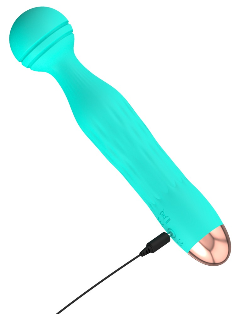 Ein türkisfarbener Massagevibrator mit einem roségoldenen Ende und angeschlossenem Ladekabel.