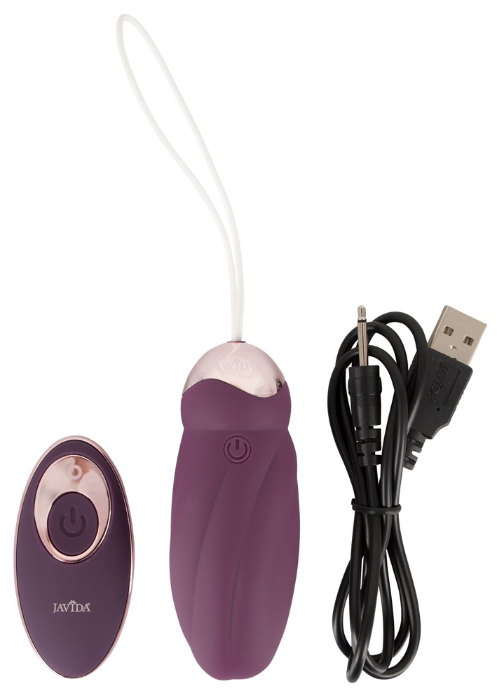 Lila vibrierendes Gerät mit weißer Schlaufe, passender Fernbedienung und schwarzem USB-Ladekabel auf weißem Grund.
