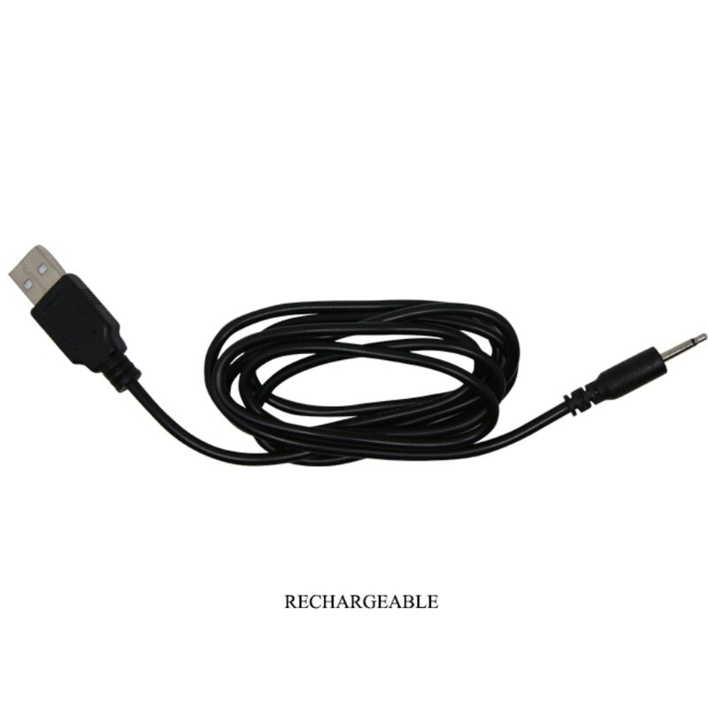 Un cable de carga negro con un conector USB a la izquierda y un conector jack a la derecha sobre fondo blanco.