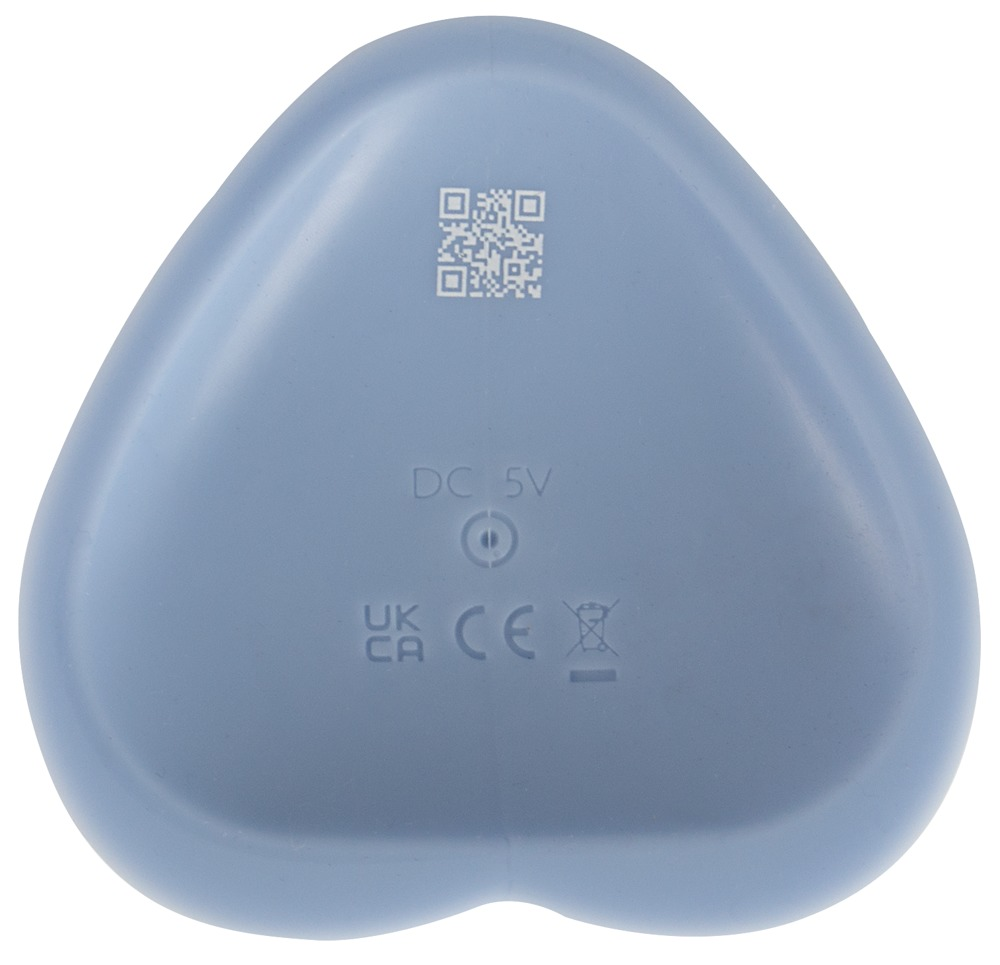 Blaue, abgerundete dreieckige Basis mit QR-Code, DC 5V-Text und CE-Symbolen.