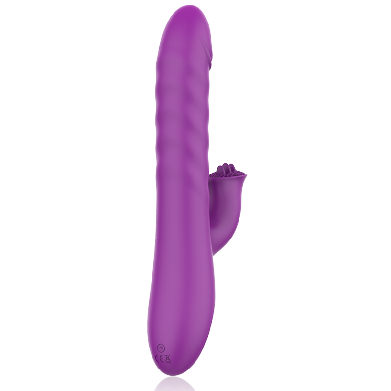 Un juguete sexual de silicona morada con un eje estriado y un pequeño accesorio sobre fondo blanco.