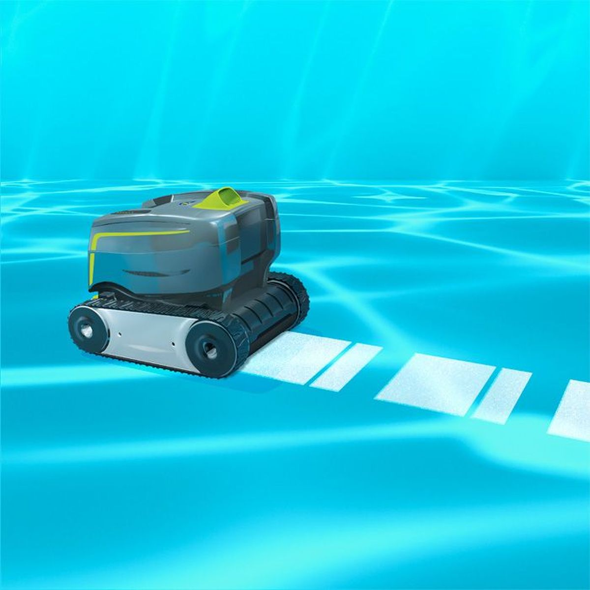 Ein blauer Poolreinigungsroboter mit Raupenketten fährt auf dem Grund eines hellblauen Pools.