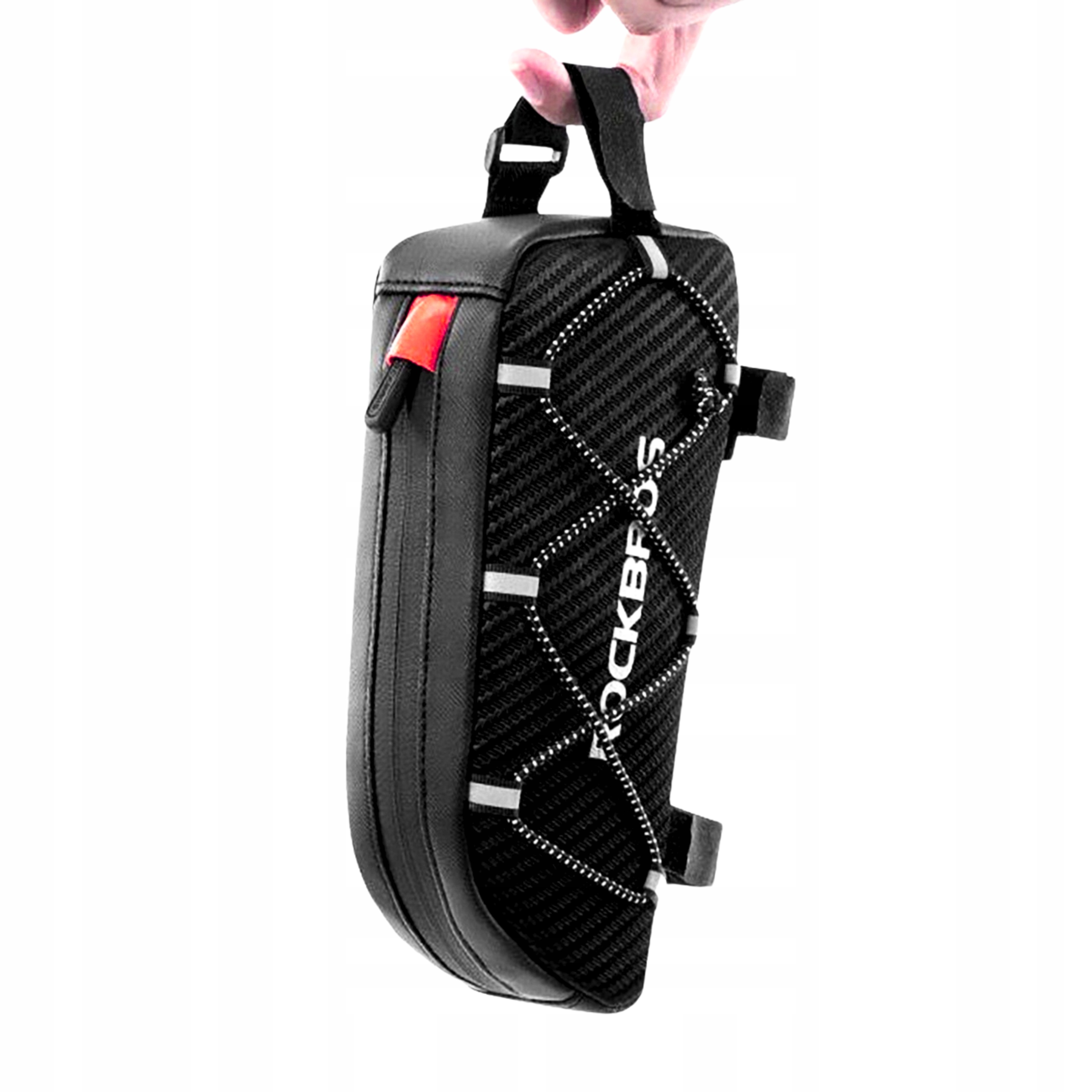 Una mano regge una borsa da telaio per bici Rockbros nera con cordini riflettenti su sfondo bianco.