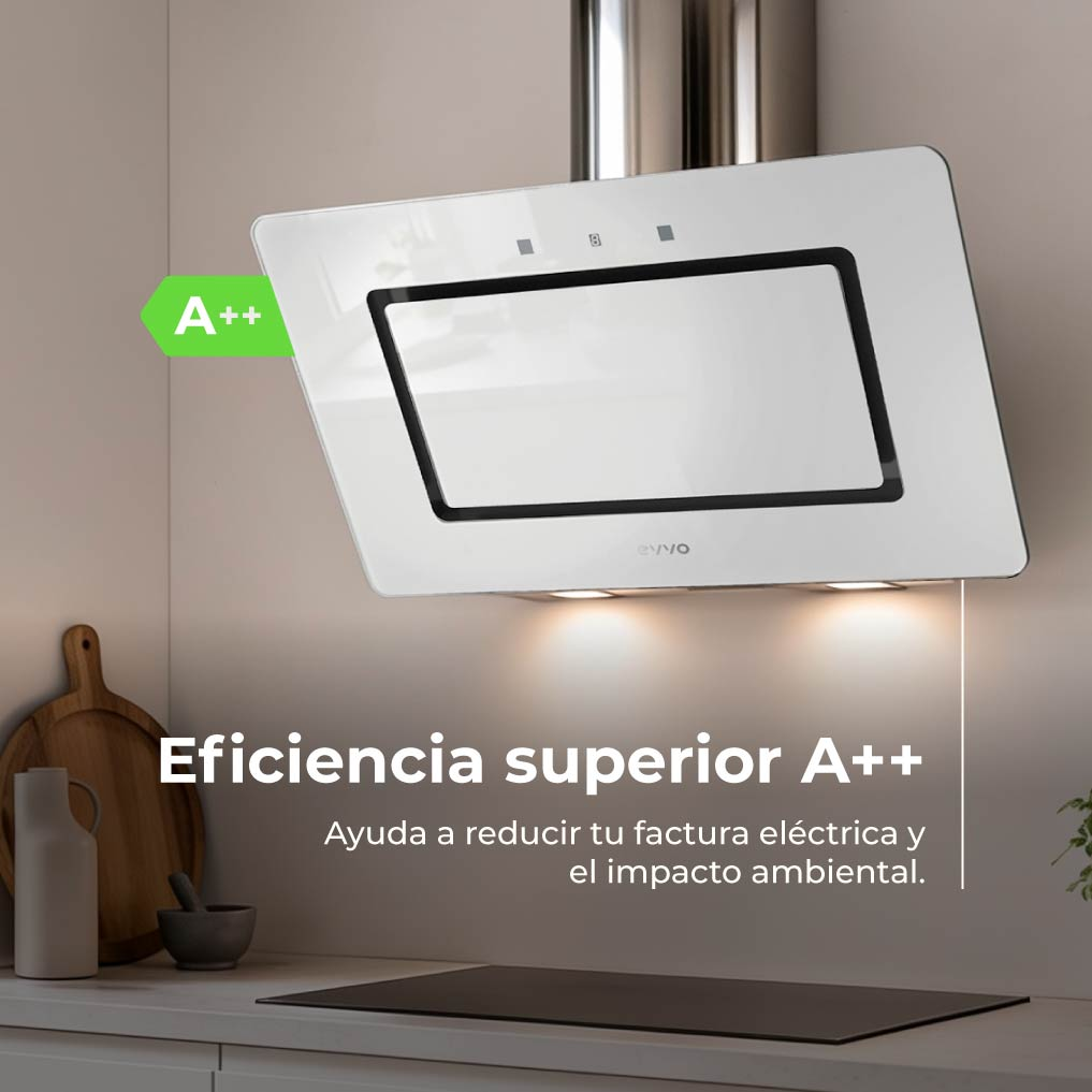 Campana extractora blanca inclinada con etiqueta A++, chimenea de acero inoxidable y placa.