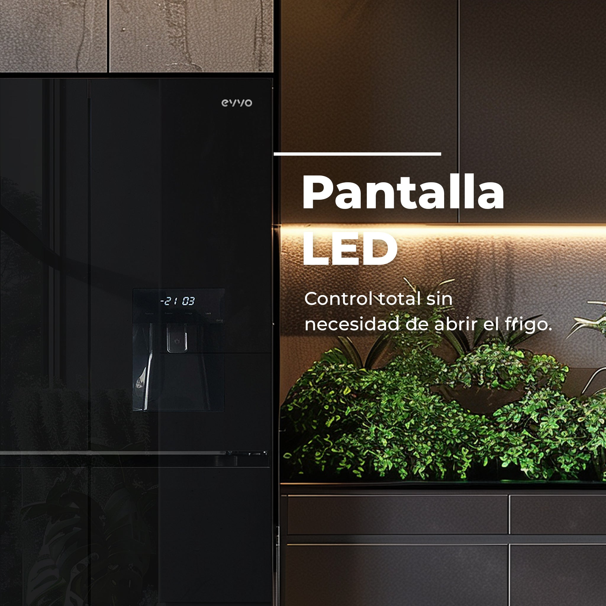 Moderno frigorífico negro con pantalla LED y dispensador de agua en una cocina elegante con plantas.