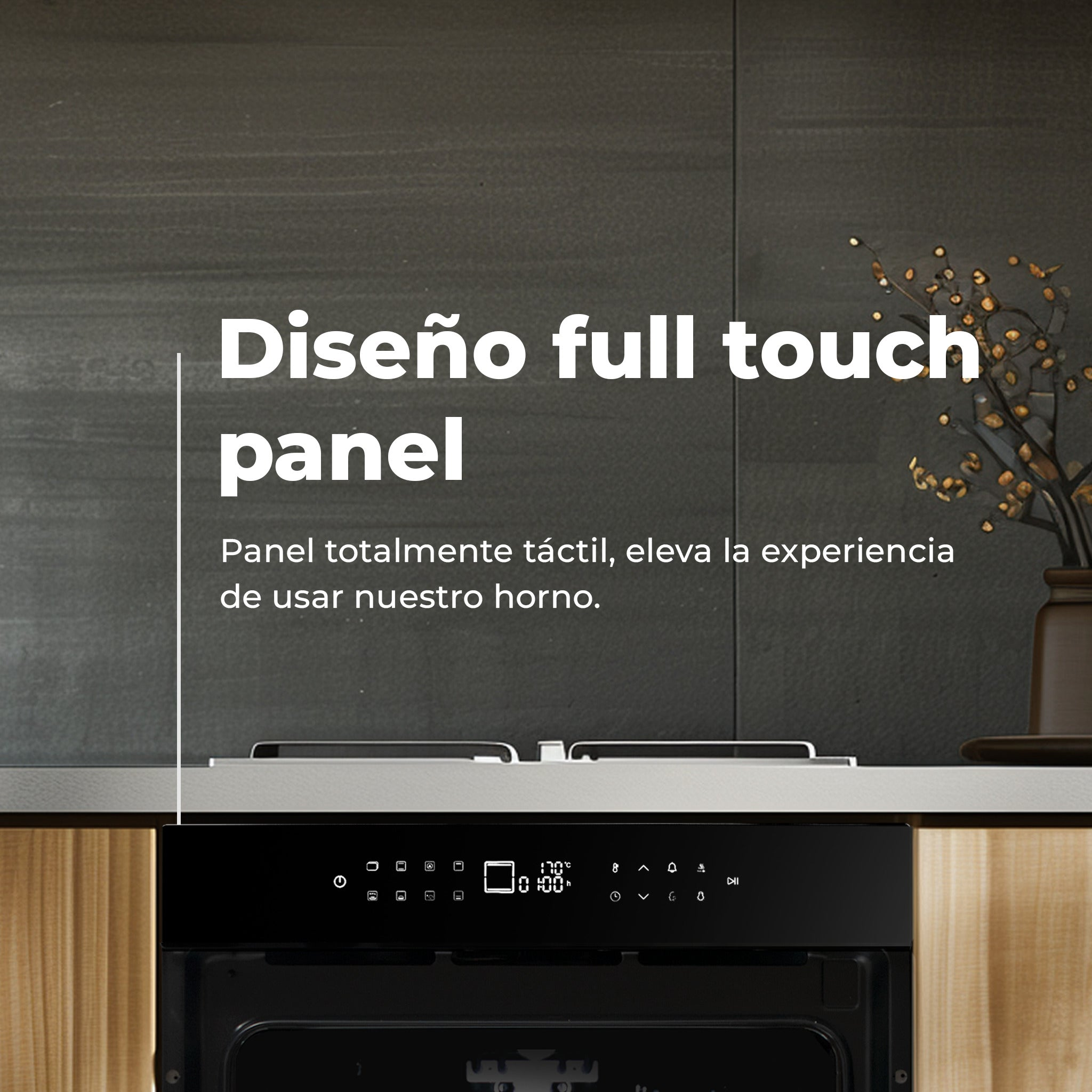 Horno empotrable con panel táctil completo y pantalla digital ante una pared oscura.
