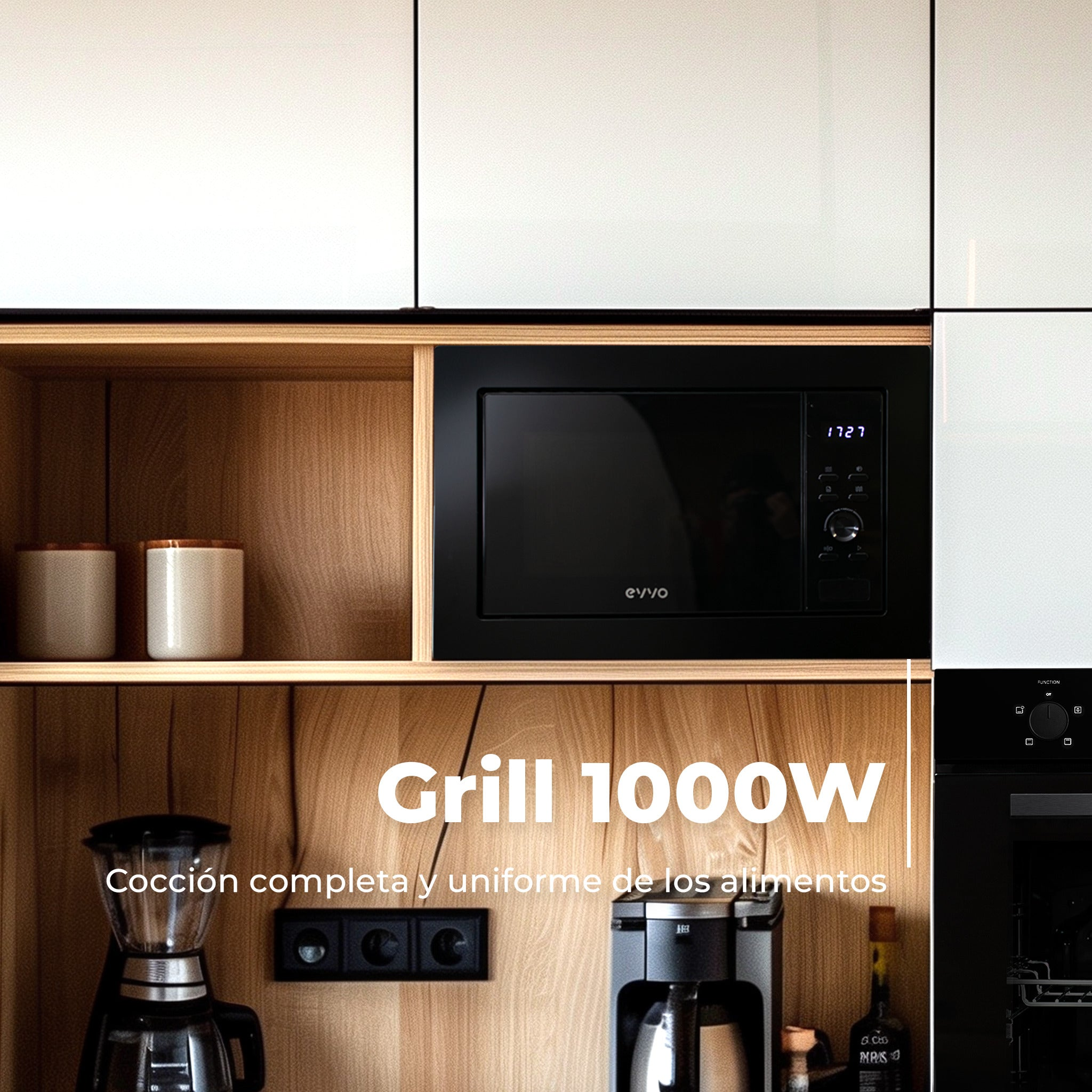 Cucina moderna con ripiani in legno, microonde nero e macchina da caffè. Testo bianco: Grill 1000W.