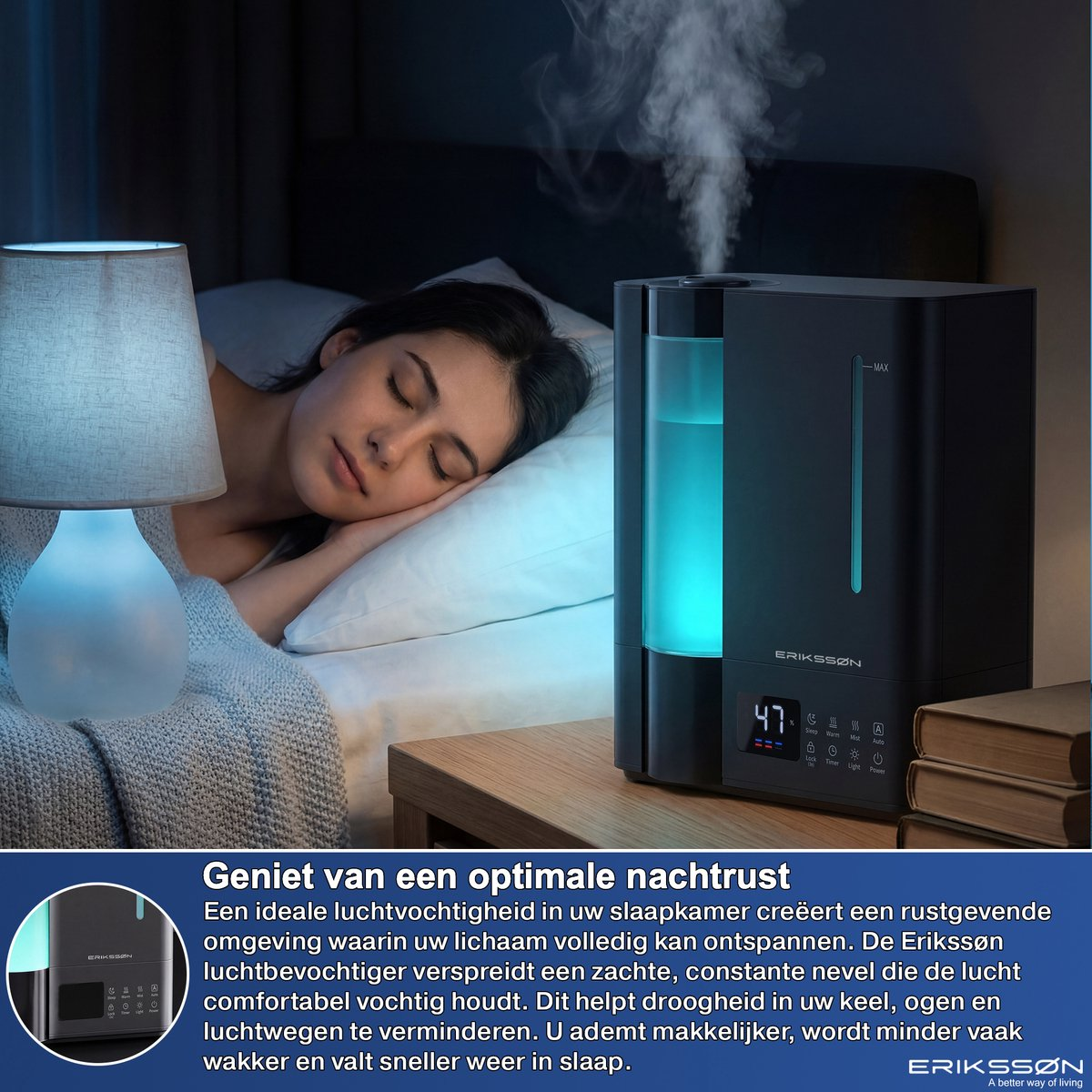 Eine Frau schläft friedlich in einem Bett, während ein Luftbefeuchter auf dem Nachttisch sanften Nebel ausstößt.