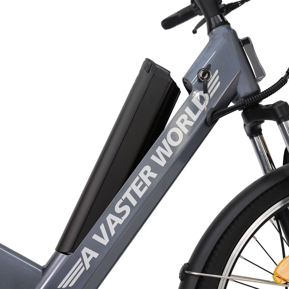 Cuadro de bicicleta eléctrica gris con batería negra montada y el texto "A VASTER WORLD".