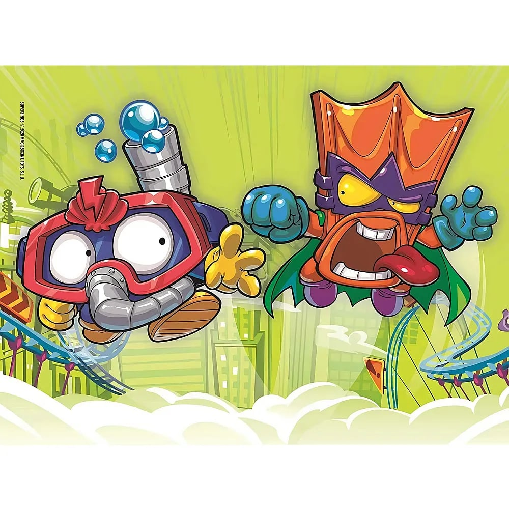Dos personajes de dibujos animados en un fondo de ciudad verde, uno con equipo de buceo y otro con forma de corona naranja.