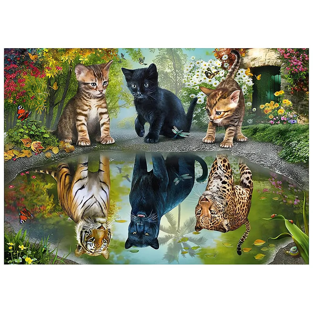 Tres lindos gatitos junto a un estanque reflejan un tigre, pantera y leopardo en un bosque mágico.