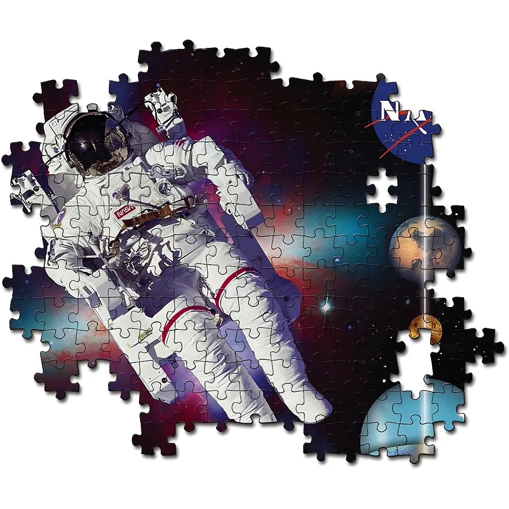Un puzzle incompleto raffigura un astronauta nello spazio con una galassia, la Terra e il logo della NASA.