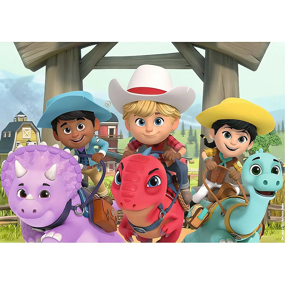 Drei Kinder mit Cowboyhüten reiten auf bunten Cartoon-Dinosauriern vor einer rustikalen Holzstruktur.