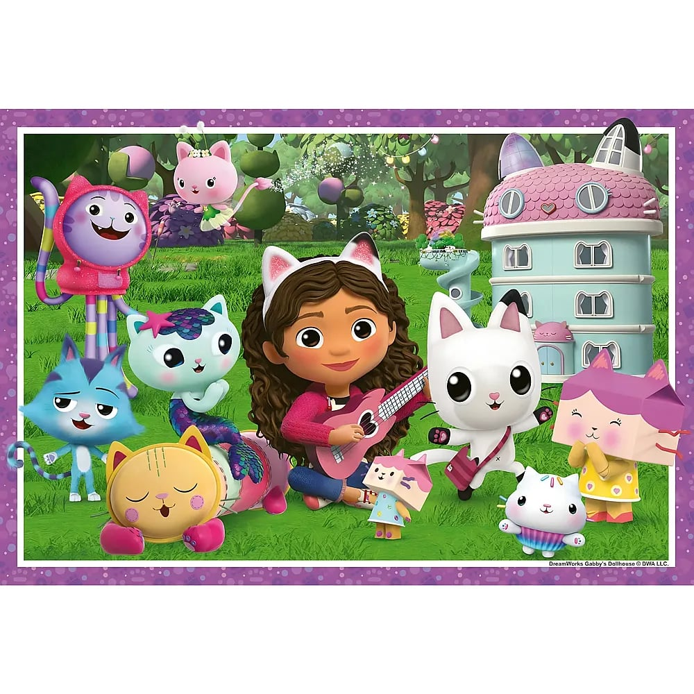 Gabby mit Katzenohren spielt eine pinke Gitarre, umgeben von bunten Katzenfreunden im Garten.