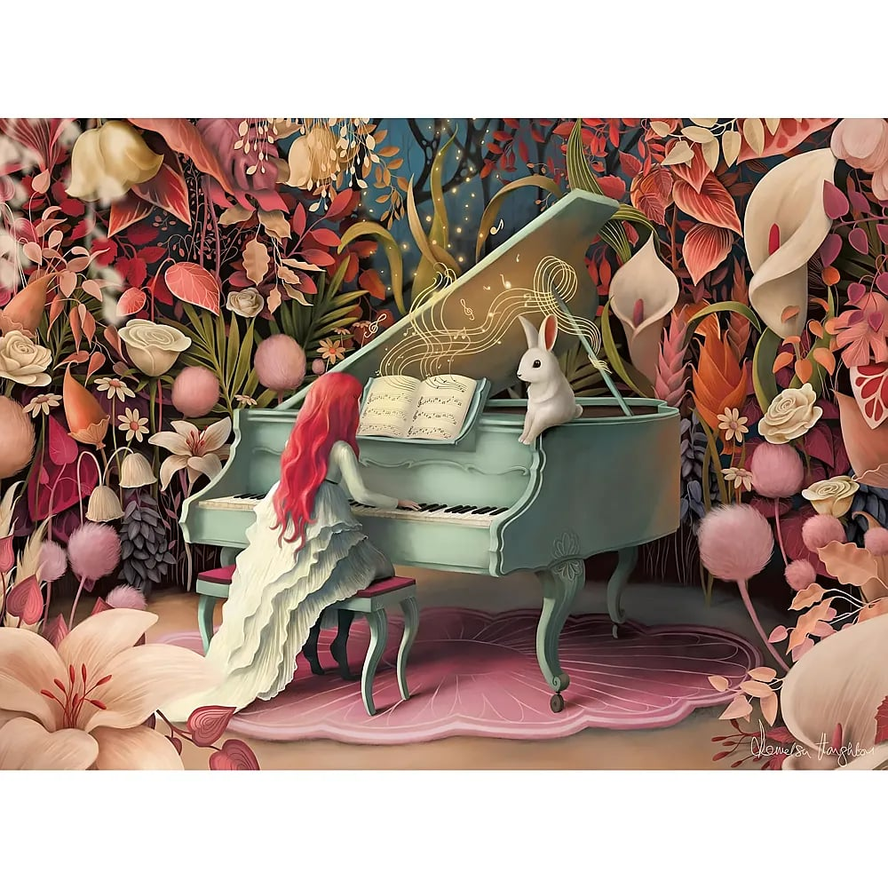 Eine Frau mit rotem Haar spielt Klavier in einem magischen Garten voller riesiger Blumen und einem weißen Kaninchen.