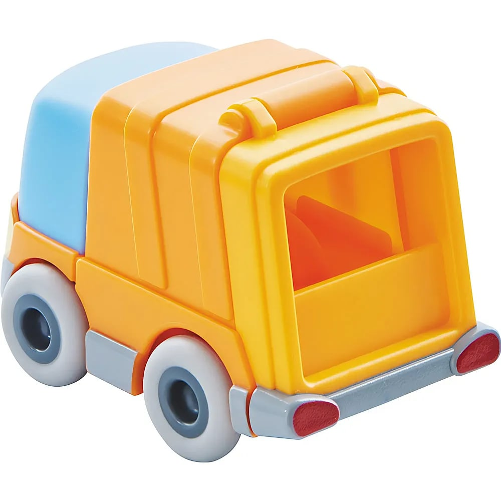 Ein kleines, buntes Plastikspielzeugauto in Gelb und Blau auf weißem Hintergrund.