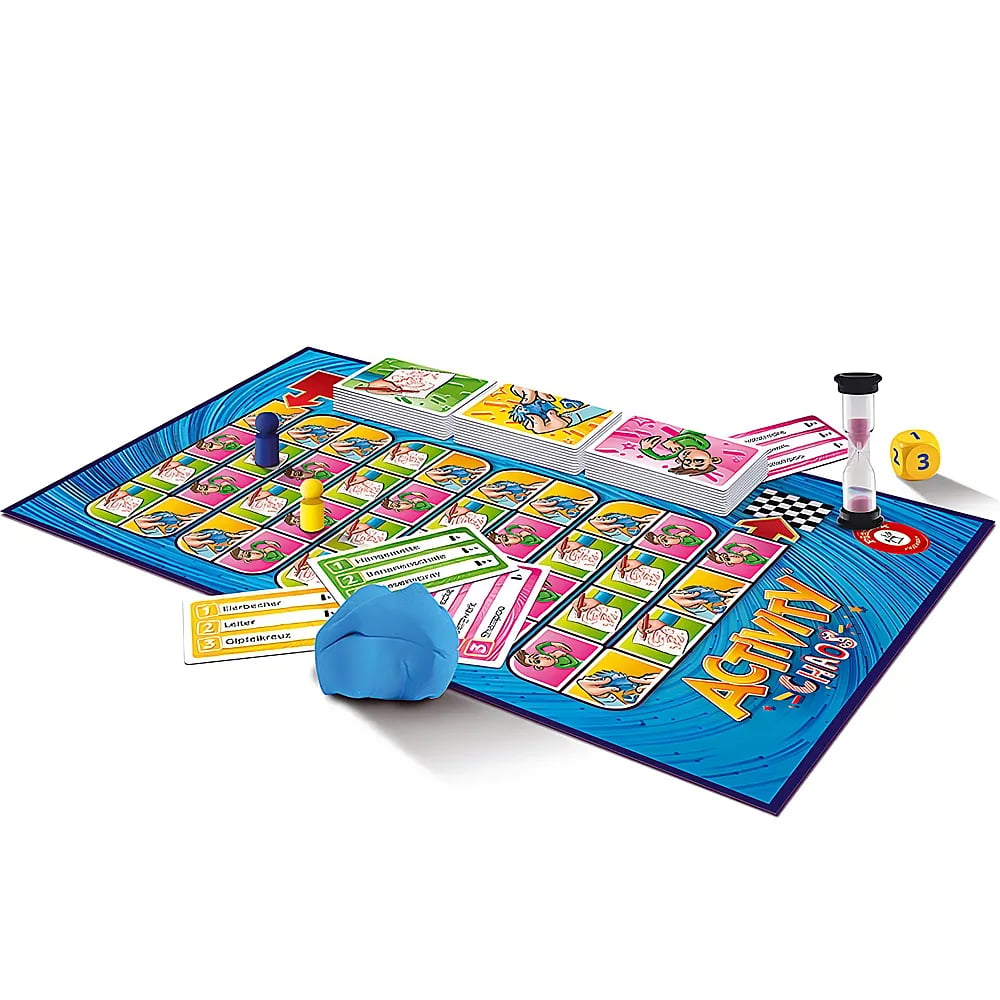 Ein Brettspiel mit blauen und gelben Figuren, Kartenstapeln, einer Sanduhr und blauer Knete auf weißem Hintergrund.