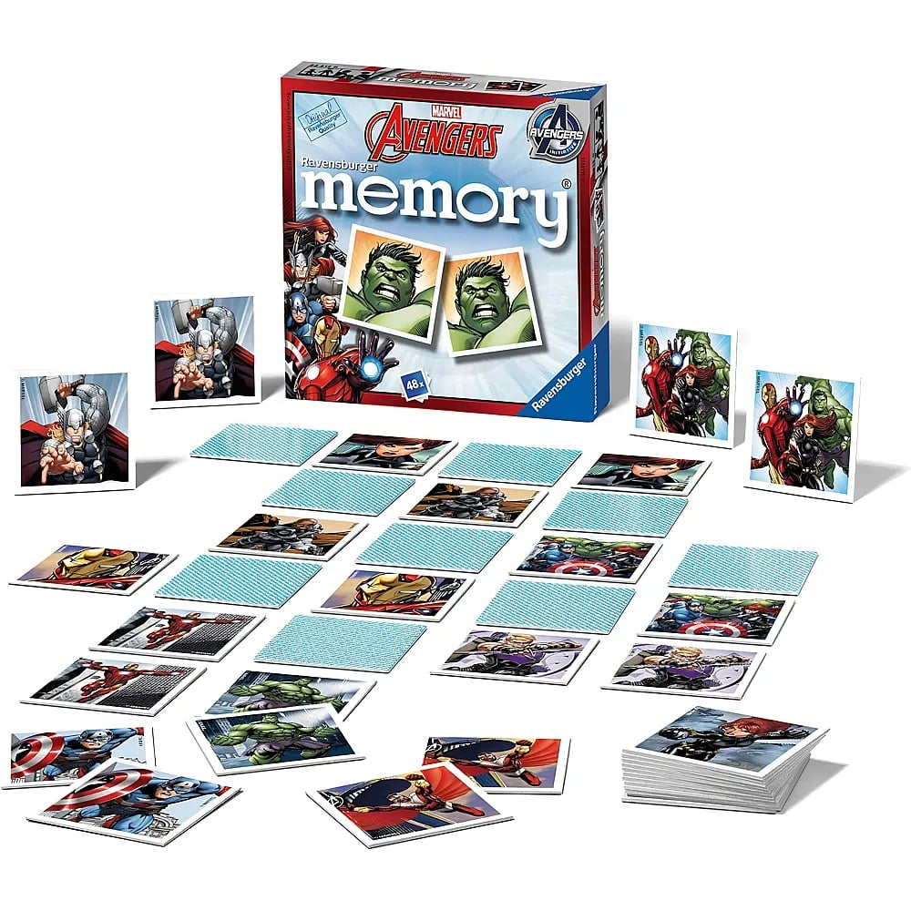 Eine Ravensburger Marvel Avengers Memory-Spielschachtel mit verstreuten Charakterkarten auf einer weiß.