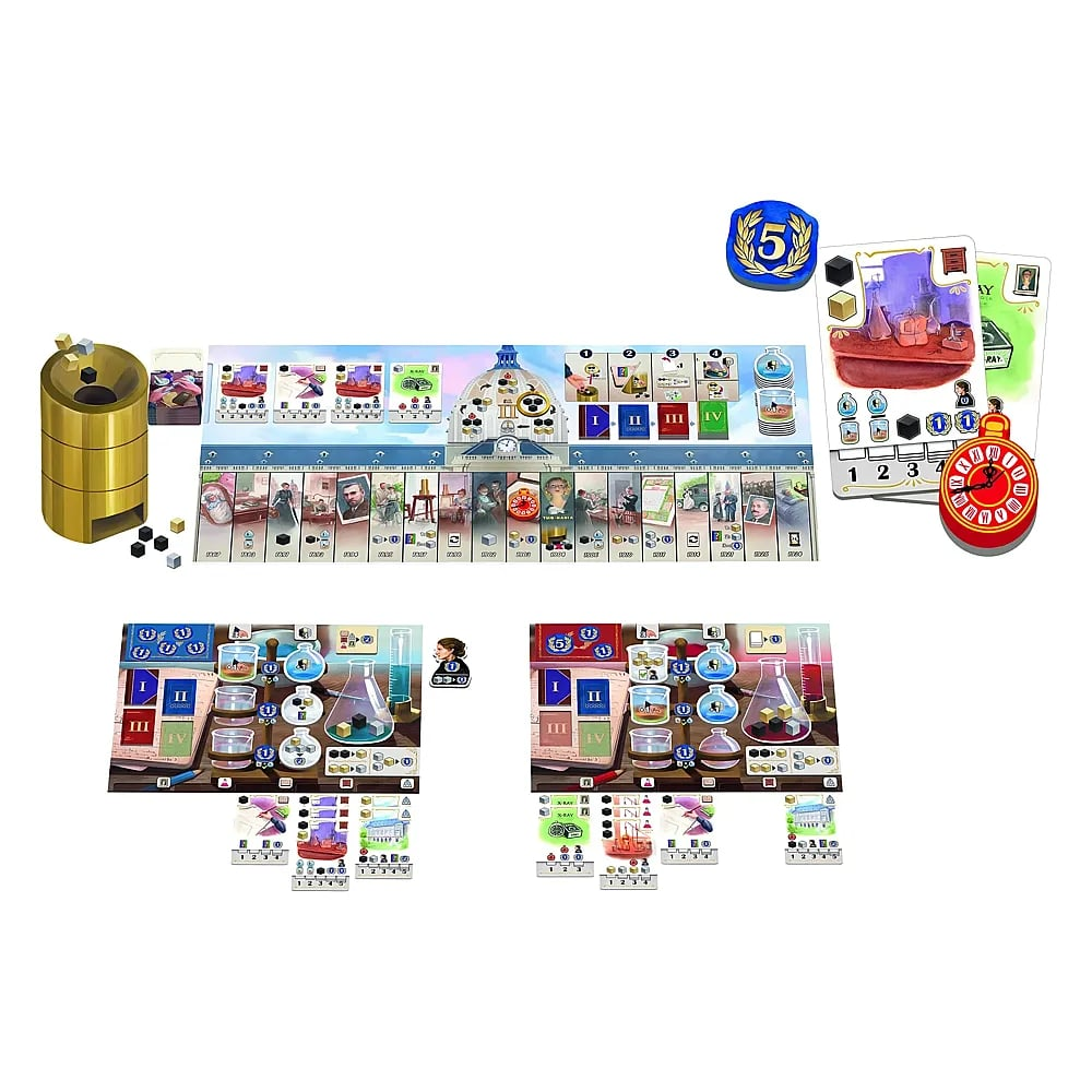 Jeu de société avec plateau central, deux plateaux joueurs, tour à dés dorée, cartes et pions sur fond blanc.