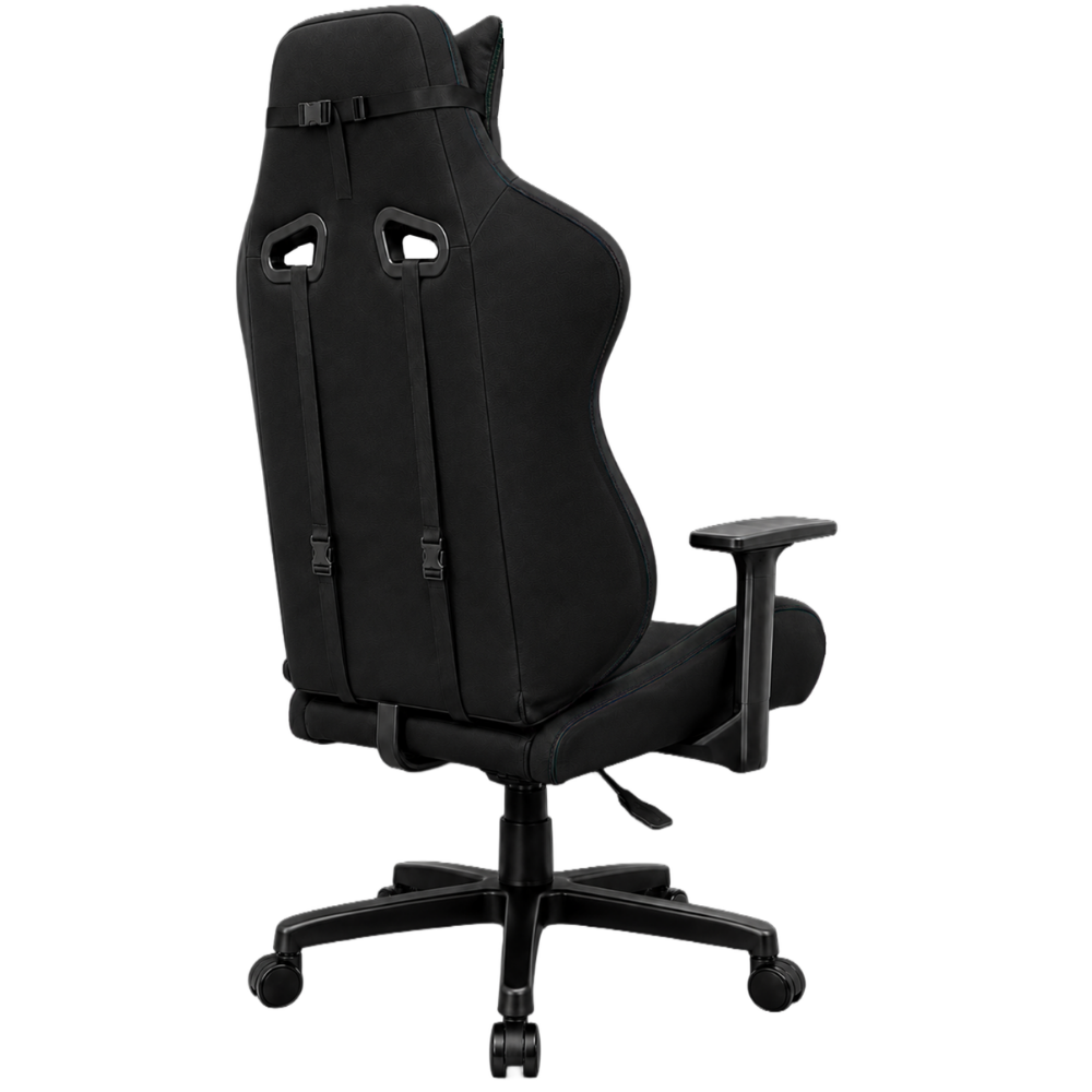 Ayarlanabilir kayışlara, kolçaklara ve tekerlekli tabana sahip siyah, ergonomik oyuncu koltuğunun arka görünümü.