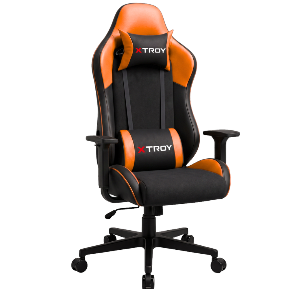 Tekerlekler üzerinde baş desteği ve bel yastıkları olan siyah ve turuncu X-Troy oyuncu koltuğu.
