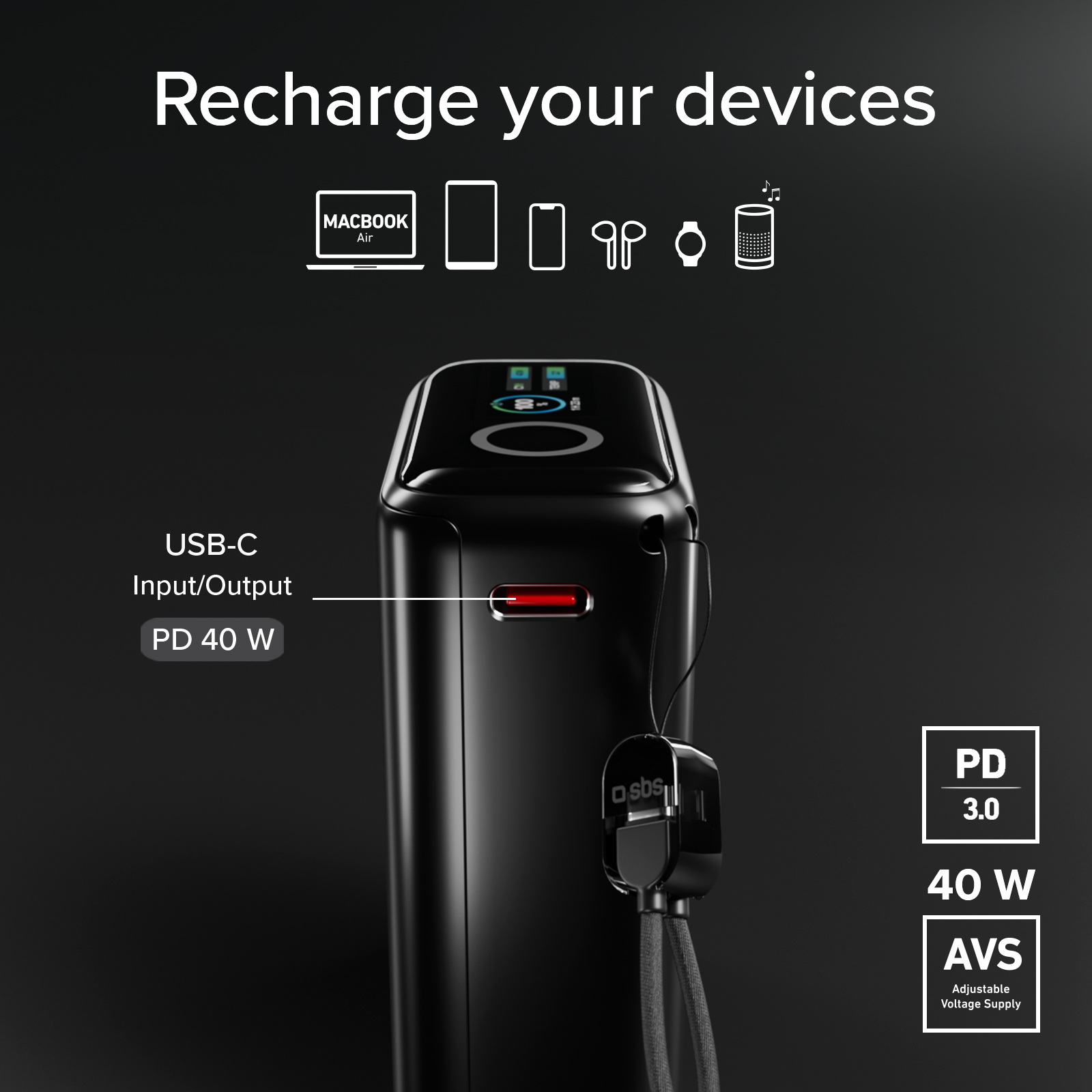 Un power bank nero con porta USB-C, etichette per 40W, PD 3.0 e AVS su sfondo scuro.