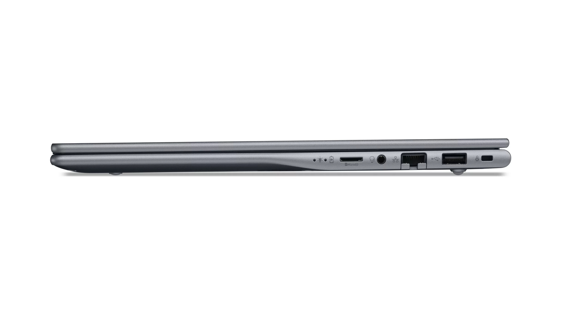 Vista laterale di un laptop grigio chiuso con varie porte sul bordo su sfondo bianco.